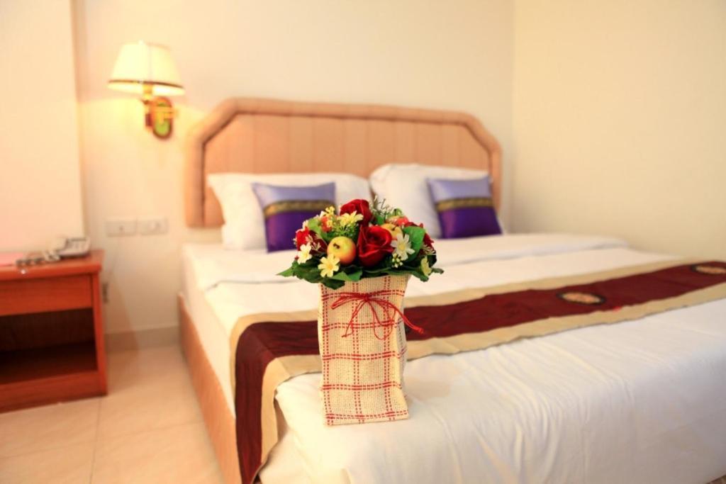 Phitsanulok Orchid Hotel Rom bilde